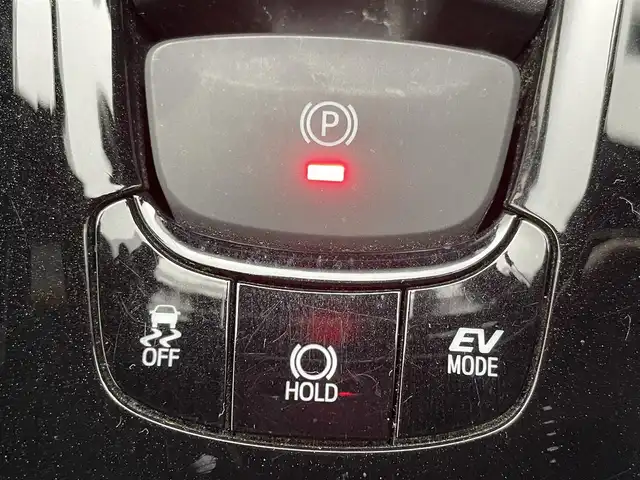 トヨタ Ｃ－ＨＲ G 群馬県 2017(平29)年 6.3万km ホワイトパールクリスタルシャイン 純正９インチナビ　モデリスタエアロ　バックカメラ　衝突軽減　BSM　アダプティブクルーズコントロール　レーンアシスト　ビルトインＥＴＣ　シートヒーター　純正ドライブレコーダー　スマートキー　禁煙車