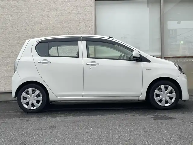 ダイハツ ミラ イース L 大阪府 2015(平27)年 5.2万km ホワイト キーレス/CD AUX/フロアマット/ドアバイザー/ヘッドライトレベライザー/取説/禁煙車