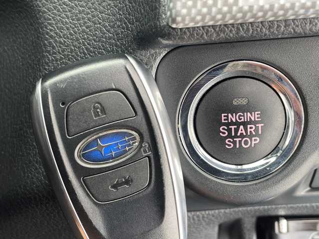 スバル レヴォーグ 1．6GT－S アイサイト 愛知県 2015(平27)年 4.9万km スティールブルーグレーM アイサイト/純正ナビ/レーダークルーズコントロール/フルセグ/CD DVD/Bluetooth/バックカメラ/パワーシート/純正アルミホイール/４WD/パドルシフト/ダウンヒルアシストコントロール/ETC/ステアリングスイッチ/スマートキー/プッシュスタート