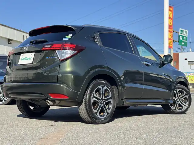 ホンダ ヴェゼル ハイブリッド Z 千葉県 2014(平26)年 4.3万km ミスティックグリーンパール ワンオーナー車/あんしんパッケージ/コンフォートビューパッケージ/純正ナビ/ワンセグTV/Bluetooth/バックカメラ/ハーフレザーシート/D/N席シートヒーター/純正17インチAW/LEDライト/ETC/保証書・取説/スペアキー