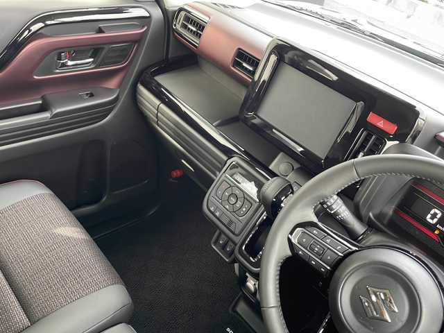 スズキ スペーシア カスタム HYBRID XS 山口県 2023(令5)年 0.1万km ブルーイッシュブラックパール3 両側パワースライドドア/プッシュスタート/スマートキー（スペアキー有）/シートヒーター（運転席＋助手席）/ステアリングヒーター/ヘッドアップディスプレイ/USB入力端子×２/オートエアコン/オートライト/LEDヘッドライト/フォグライト/サーキュレーター/アームレストコンソールボックス/助手席シートアンダーボックス/電動格納ミラー/スズキセーフティサポート/・デュアルセンサーブレーキサポート/・誤発進抑制機能/・車線逸脱抑制機能/・ふらつき警報/・車線維持支援機能/・発進お知らせ機能/・標識認識機能/・アダプティブクルーズコントロール/・低速時ブレーキサポート/・後方誤発進抑制機能