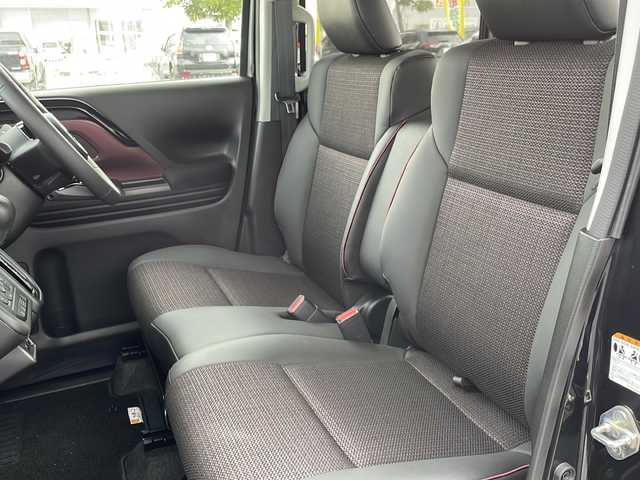 スズキ スペーシア カスタム HYBRID XS 山口県 2023(令5)年 0.1万km ブルーイッシュブラックパール3 両側パワースライドドア/プッシュスタート/スマートキー（スペアキー有）/シートヒーター（運転席＋助手席）/ステアリングヒーター/ヘッドアップディスプレイ/USB入力端子×２/オートエアコン/オートライト/LEDヘッドライト/フォグライト/サーキュレーター/アームレストコンソールボックス/助手席シートアンダーボックス/電動格納ミラー/スズキセーフティサポート/・デュアルセンサーブレーキサポート/・誤発進抑制機能/・車線逸脱抑制機能/・ふらつき警報/・車線維持支援機能/・発進お知らせ機能/・標識認識機能/・アダプティブクルーズコントロール/・低速時ブレーキサポート/・後方誤発進抑制機能