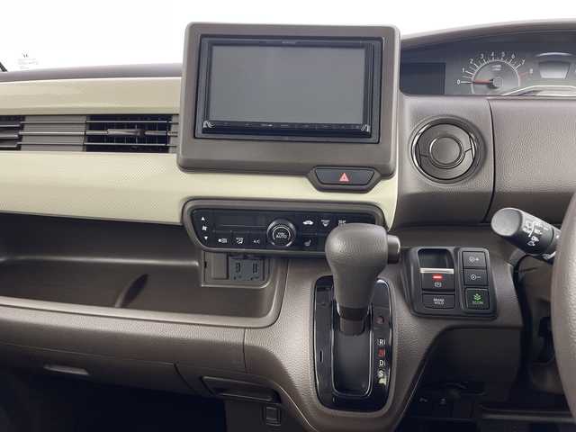 ホンダ Ｎ ＢＯＸ L 新潟県 2023(令5)年 3.5万km プラチナホワイトパール 4WD/スマートキー/メモリナビ　型式MDV-D309BT/CD/SD/USB/バックカメラ/ETC/ドラレコ/シートヒーター　D席/N席/ホンダセンシング/LEDライト