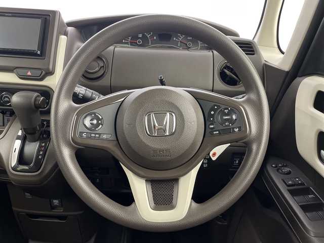 ホンダ Ｎ ＢＯＸ L 新潟県 2023(令5)年 3.5万km プラチナホワイトパール 4WD/スマートキー/メモリナビ　型式MDV-D309BT/CD/SD/USB/バックカメラ/ETC/ドラレコ/シートヒーター　D席/N席/ホンダセンシング/LEDライト