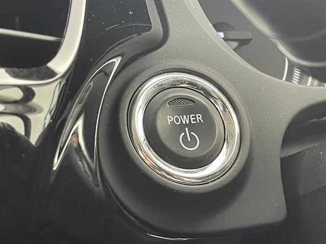 三菱 アウトランダー ＰＨＥＶ G プレミアムパッケージ 福井県 2015(平27)年 7.8万km ルビーブラックP 純正ナビ/衝突軽減ブレーキ/全方位カメラ/レーンキープアシスト/ETC/パワーシート /シートヒーター /クルーズコントロール/革巻きステアリング/ステアリングヒーター/ステアリングチルド機構/ステアリングスイッチ/パドルシフト/LED/オートライト /フォグランプ/オートマチックハイビーム/プッシュスタート/スマートキー/純正フロアマット/リアワイパー