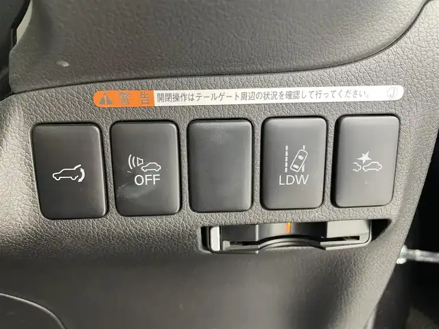 三菱 アウトランダー ＰＨＥＶ G プレミアムパッケージ 福井県 2015(平27)年 7.8万km ルビーブラックP 純正ナビ/衝突軽減ブレーキ/全方位カメラ/レーンキープアシスト/ETC/パワーシート /シートヒーター /クルーズコントロール/革巻きステアリング/ステアリングヒーター/ステアリングチルド機構/ステアリングスイッチ/パドルシフト/LED/オートライト /フォグランプ/オートマチックハイビーム/プッシュスタート/スマートキー/純正フロアマット/リアワイパー