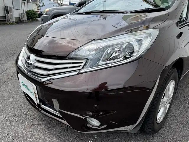 日産 ノート メダリスト  Vセレクション+セーフティⅡ 長崎県 2016(平28)年 6.1万km インペリアルアンバーP ワンオーナー/純正メモリナビ/（フルセグ/CD/DVD/BT）/アラウンドビューモニター/衝突軽減ブレーキ/横滑り防止装置/レーンアシスト/オートライト/ドアバイザー/プッシュスタート/ETC/電格ミラー/取扱説明書/保証書