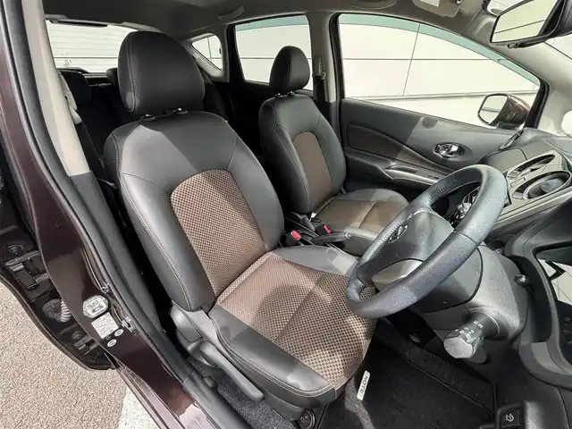日産 ノート メダリスト  Vセレクション+セーフティⅡ 長崎県 2016(平28)年 6.1万km インペリアルアンバーP ワンオーナー/純正メモリナビ/（フルセグ/CD/DVD/BT）/アラウンドビューモニター/衝突軽減ブレーキ/横滑り防止装置/レーンアシスト/オートライト/ドアバイザー/プッシュスタート/ETC/電格ミラー/取扱説明書/保証書