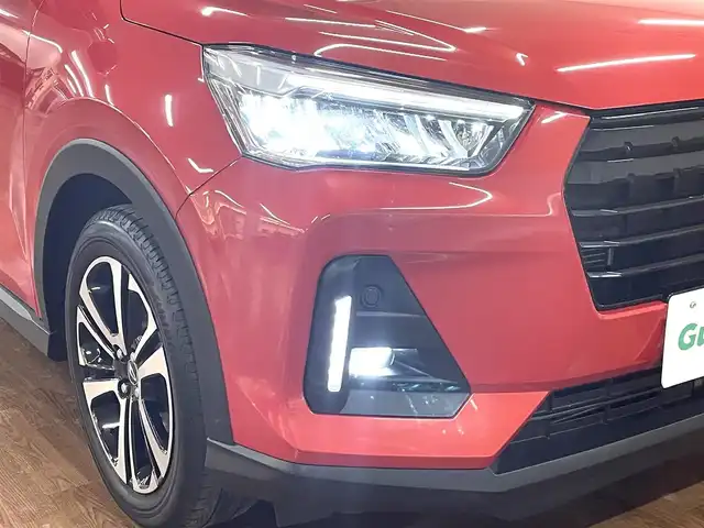 ダイハツ ロッキー G 道央・札幌 2021(令3)年 7.4万km ブラックマイカメタリック/コンパーノレッド 4WD/ワンオーナー/寒冷地仕様/純正メモリナビ/・フルセグTV/CD/DVD/BT/SD/USB/TVキャンセラー/バックカメラ/純正エンジンスターター/純正ドライブレコーダー/前席シートヒーター/スマートアシスト/・衝突警報機能/・衝突回避支援ブレーキ/・前後誤発進抑制機能/・レーンキープコントロール/・車線逸脱警報機能/・ふらつき警報/・先行車発進お知らせ機能/・標識認識機能/横滑り防止装置/前後コーナーセンサー/アダプティブクルーズコントロール/アイドリングストップ/オートライト/LEDヘッドライト/フォグライト/シーケンシャルウインカー/プッシュスタート/スマートキー×2/ステアリングリモコン/純正フロアマット/純正ドアバイザー/ウインカーミラー/純正17インチAW/新車時保証書/取扱説明書/ナビ取扱説明書
