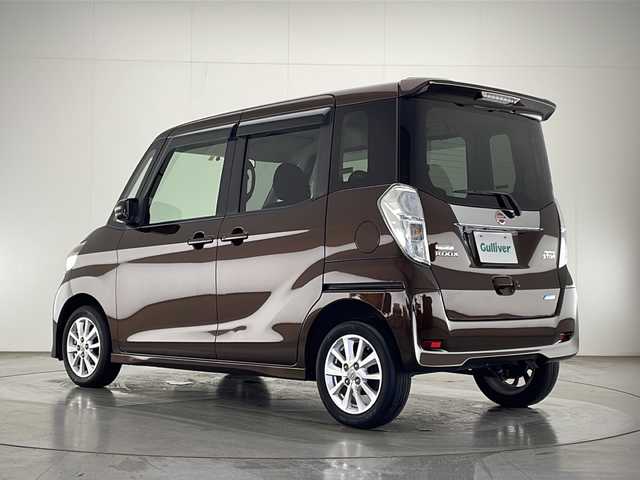 日産 デイズ ルークス ハイウェイスターX 宮崎県 2014(平26)年 7.7万km モカブラウンP 禁煙車/純正ナビTV/（MC313D-W/CD/DVD/AUX/Bluetooth/フルセグTV)/純正キセノンオートライト/純正フォグ/純正14インチアルミ/純正エアロ/純正ルーフエンドスポイラー/純正フロアマット/左側電動スライドドア/オートエアコン/ウインカードアミラー/リアプライバシーガラス/リアサーキュレーター/サイドSRSエアバック/本革巻ハンドル/ETC/インテリジェントキー/プッシュエンジンスタート/スペアキー/新車時保証書/取扱い説明書