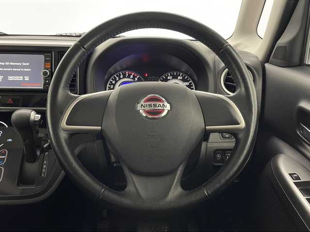 日産 デイズ ルークス ハイウェイスターX 宮崎県 2014(平26)年 7.7万km モカブラウンP 禁煙車/純正ナビTV/（MC313D-W/CD/DVD/AUX/Bluetooth/フルセグTV)/純正キセノンオートライト/純正フォグ/純正14インチアルミ/純正エアロ/純正ルーフエンドスポイラー/純正フロアマット/左側電動スライドドア/オートエアコン/ウインカードアミラー/リアプライバシーガラス/リアサーキュレーター/サイドSRSエアバック/本革巻ハンドル/ETC/インテリジェントキー/プッシュエンジンスタート/スペアキー/新車時保証書/取扱い説明書