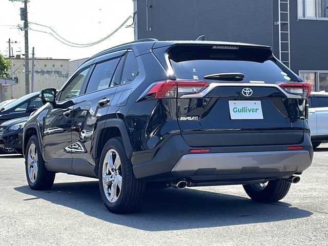 トヨタ ＲＡＶ４ G 道北・旭川 2020(令2)年 0.5万km アティチュードブラックマイカ ・純正ナビ/SD/BT/CD/フルセグTV/・走行中TV視聴可/・バックモニター/・黒革シート/・前席シートヒーター/・電動リアゲート/・セーフティセンス/レーントレーシングアシスト/プリクラッシュセーフティ/ブラインドスポットモニター/踏み間違い防止機能/・オートハイビーム/・オートライト/・前後コーナーセンサー/・LEDヘッドライト/・ステアリングヒーター/・社外前後ドライブレコーダー