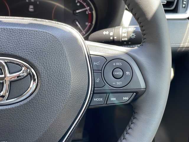 トヨタ ＲＡＶ４ G 道北・旭川 2020(令2)年 0.5万km アティチュードブラックマイカ ・純正ナビ/SD/BT/CD/フルセグTV/・走行中TV視聴可/・バックモニター/・黒革シート/・前席シートヒーター/・電動リアゲート/・セーフティセンス/レーントレーシングアシスト/プリクラッシュセーフティ/ブラインドスポットモニター/踏み間違い防止機能/・オートハイビーム/・オートライト/・前後コーナーセンサー/・LEDヘッドライト/・ステアリングヒーター/・社外前後ドライブレコーダー