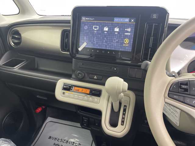 スズキ ワゴンＲ スマイル HYBRID S リミテッド 三重県 2024(令6)年 0.1万km未満 アイボリーⅡ 禁煙車/純正９インチメモリナビ/・Bluetooth・フルセグ・CD/DVD・USB・AM/FM/CD/DVDスロット/両側パワースライドドア/全方位カメラ/デュアルカメラブレーキアシスト/衝突軽減ブレーキ/レーンキープアシスト/AUTOライト/オートマチックハイビーム/LEDヘッドライト/シートヒーター/コーナーセンサー/スマートキー/プッシュスタート/スペアキー/ステアリングスイッチ/カラーコードE84/・シフォンアイボリーメタリック ソフトベージュ2トーンルーフ