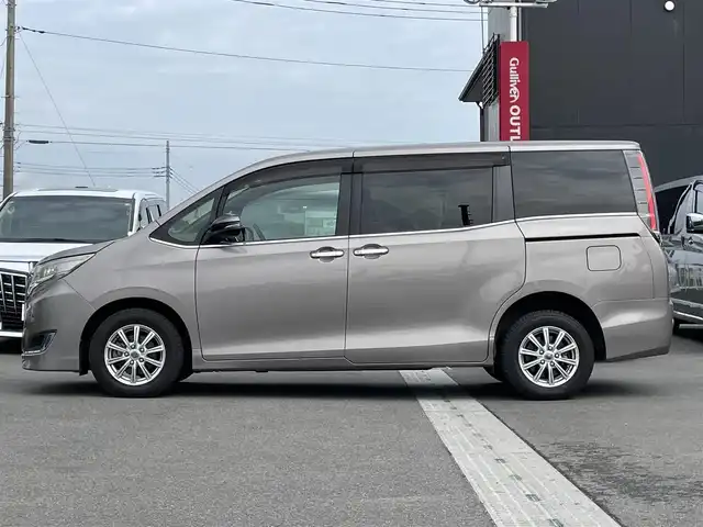 トヨタ エスクァイア Gi プレミアムパッケージ 群馬県 2018(平30)年 5万km アバンギャルドブロンズメタリック トヨタセーフティセンス/・プリクラッシュセーフティ/・オートマチックハイビーム/・レーンディパーチャーアラート/純正8インチSDナビ/　　Bluetooth/フルセグ/    FM/AM/SD/SDREC/    CD/DVD/USB/AUX/バックカメラ/クルーズコントロール/両側パワースライドドア/4WD/ブラウンハーフレザーシート/前席シートヒーター /ステアリングヒーター/ドライブレコーダー/純正15AW付夏タイヤ積込/純正フロアマット/ビルドインETC2.0