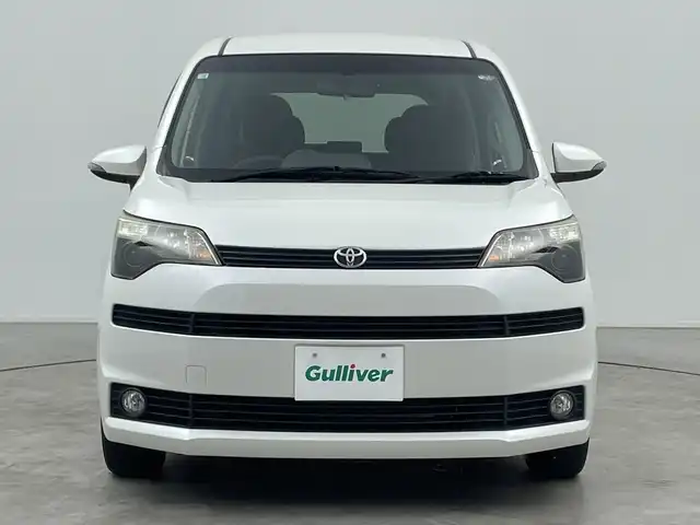 トヨタ スペイド Y 三重県 2012(平24)年 2.6万km ホワイトパールクリスタルシャイン 禁煙車/社外ナビ/・AM/FM/iPod/フルセグ/CD/DVD/バックカメラ/片側パワースライドドア/ステアリングスイッチ/プッシュスタート/スマートキー/電動格納ミラー/ウィンカーミラー