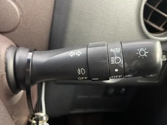 トヨタ スペイド Y 三重県 2012(平24)年 2.6万km ホワイトパールクリスタルシャイン 禁煙車/社外ナビ/・AM/FM/iPod/フルセグ/CD/DVD/バックカメラ/片側パワースライドドア/ステアリングスイッチ/プッシュスタート/スマートキー/電動格納ミラー/ウィンカーミラー