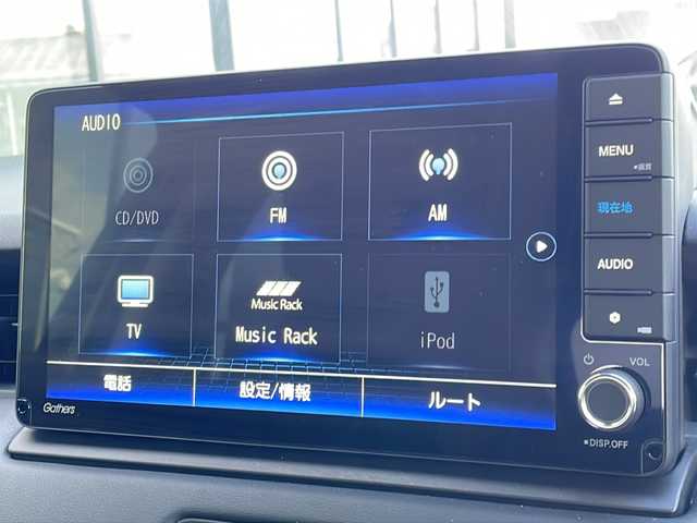 ホンダ ヴェゼル ハイブリッド e:HEV X 福岡県 2021(令3)年 2.4万km サンドカーキパール ホンダセンシング/純正９型ナビ/Bluetooth/CD/DVD/フルセグTV/バックモニター/追従クルーズコントロール/コーナーセンサー/ドライブレコーダー/ビルトインETC/純正LEDヘッドライト/オートライト/純正１８インチアルミホイール/フォグランプ/純正フロアマット/スマートキー/プッシュスタート