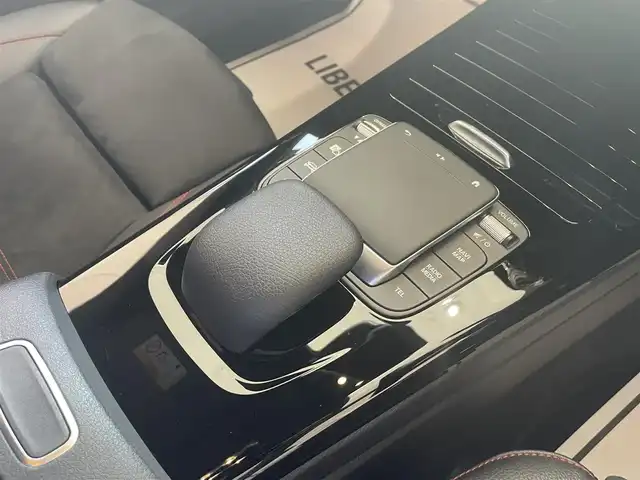 メルセデス・ベンツ ＣＬＡ１８０ Sブレイク AMGライン 静岡県 2021(令3)年 4.4万km ポーラホワイト AMGライン/レーダーセーフティパッケージ/純正ナビ/バックカメラ/ACC/ハーフレザーシート/シートヒーター/電動シート/電動リアゲート/LEDインテリジェントライトシステム/ドラレコ/ETC2.0