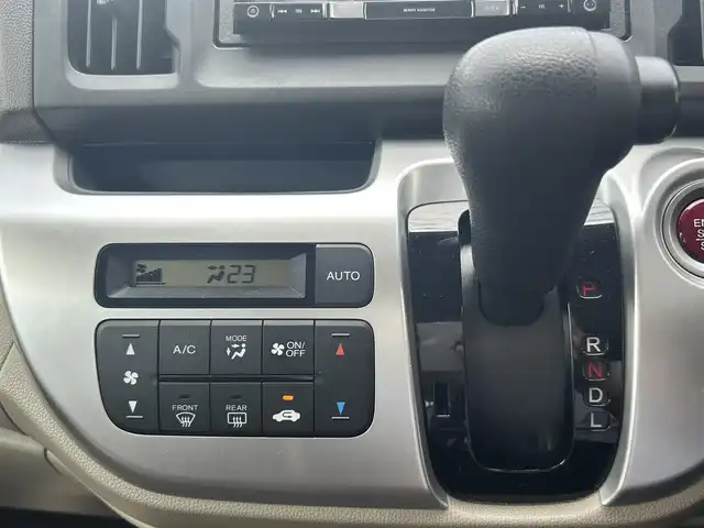 ホンダ Ｎ ＷＧＮ G 島根県 2019(令1)年 2.1万km プラチナホワイトパール 登録時走行距離20825km/社外SDナビ（AM・FM・DVD）/ワンセグTV/アイドリングストップ/14インチ社外AW/チルトステアリング/エマージェンシーストップシグナル/SRSエアバック（運転席・助手席）/VSA/・アンチロックブレーキシステム/・トラクションコントロールシステム/・横滑り防止装置/ドアバイザー/プッシュスタート/スマートキー/スペアキー×１/パワーウィンドウ/パワーステアリング/純正フロアマット
