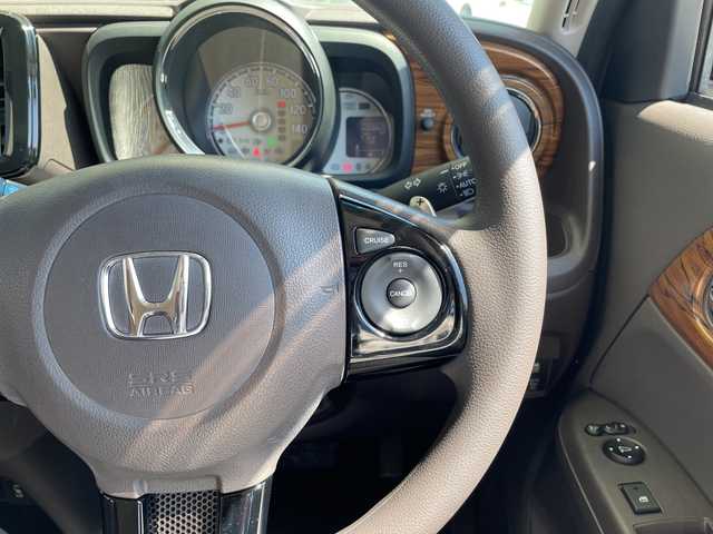 ホンダ Ｎ ＯＮＥ セレクト ツアラー 愛知県 2018(平30)年 6万km プレミアムアイボリーパールⅡ 衝突軽減システム/純正ナビ/バックカメラ/パドルシフト/クルーズコントロール/ＥＴＣ/茶ハーフレザー/シートヒーター/安心パッケージ/HIDヘッドライト/ステアリングスイッチ/スマートキー/プッシュスタート