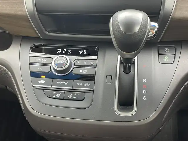 ホンダ フリード G 茨城県 2022(令4)年 1.2万km フィヨルドミストパール 純正ナビ（VXM-224VFi）/フルセグTV/Bluetooth/バックカメラ/ドライブレコーダー/ETC/追従クルーズコントロール/両側パワースライドドア/シートヒーター/レーンアシスト/コーナーセンサー/衝突軽減ブレーキ/横滑り防止装置/ステアリングリモコン/アイドリングストップ