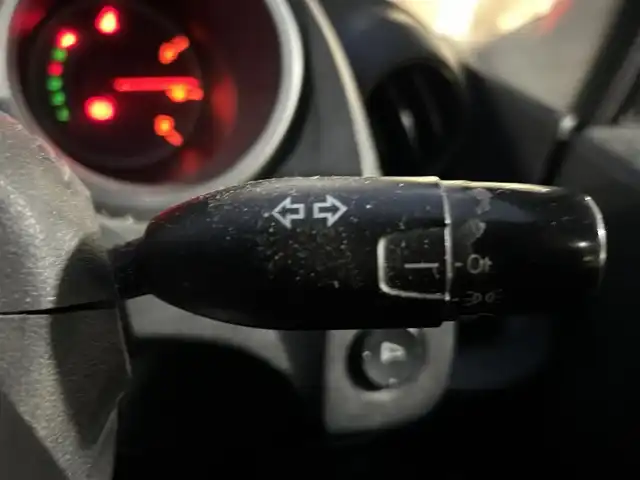 ホンダ フィット G 愛知県 2013(平25)年 13.7万km クリスタルブラックパール ワンオーナー/ETC/純正オーディオ（AM/FM/CD）/純正フロアマット