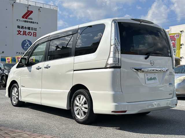 日産 セレナ ハイウェイスター Sエディション 沖縄県 2016(平28)年 8.2万km ブリリアントホワイトパール 純正オプションナビ/フルセグＴＶ/オーディオ（Ｂｌｕｅｔｏｏｔｈ、ＤＶＤ、ＣＤ、ＤＶＤ）/バックカメラ/ＥＴＣ/片側パワースライドドア/スマートキー/プッシュスタート/フォグライト