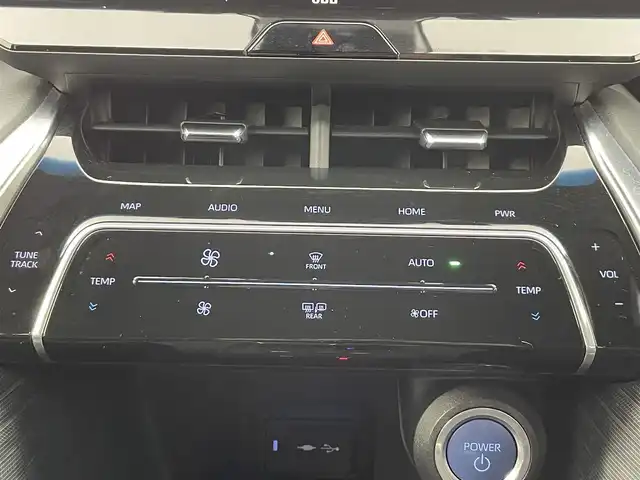 トヨタ ハリアー ハイブリッド Z 富山県 2021(令3)年 4万km プレシャスブラックパール １オーナー/JBLプレミアムサウンド/12.3インチメーカーナビ（bluetooth）/フルセグTV/バックカメラ/前後コーナーセンサー/ビルトインETC/ヘッドアップディスプレイ/パワーバックドア（フットオープン）/ハーフレザー/運転席パワーシート/ACC/プリクラッシュセーフティ/ブラインドスポットモニター/レーンキープ（センタートレース、操舵支援）/先行車発進告知/リヤクロストラフィックアラート/デジタルインナーミラー/ドライビングモード切替（スポーツ／ノーマル／エコ）/オートホールド/オートライト/LEDヘッドライト/フォグ/横滑防止装置/純正マット/保証書、取説