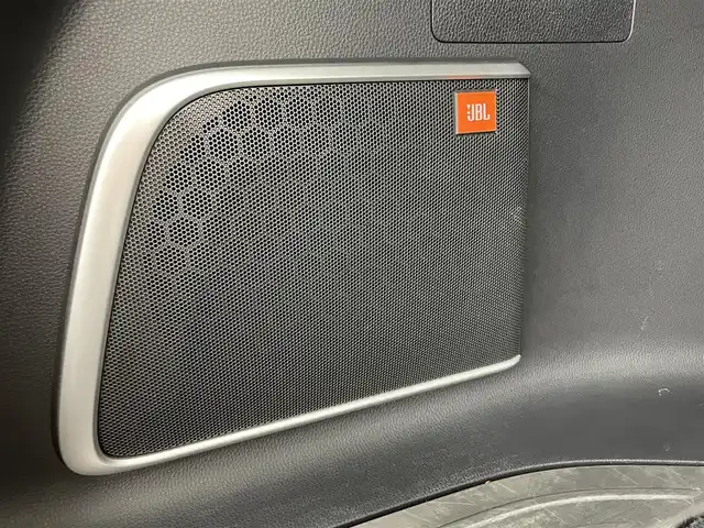 トヨタ ハリアー ハイブリッド Z 富山県 2021(令3)年 4万km プレシャスブラックパール １オーナー/JBLプレミアムサウンド/12.3インチメーカーナビ（bluetooth）/フルセグTV/バックカメラ/前後コーナーセンサー/ビルトインETC/ヘッドアップディスプレイ/パワーバックドア（フットオープン）/ハーフレザー/運転席パワーシート/ACC/プリクラッシュセーフティ/ブラインドスポットモニター/レーンキープ（センタートレース、操舵支援）/先行車発進告知/リヤクロストラフィックアラート/デジタルインナーミラー/ドライビングモード切替（スポーツ／ノーマル／エコ）/オートホールド/オートライト/LEDヘッドライト/フォグ/横滑防止装置/純正マット/保証書、取説