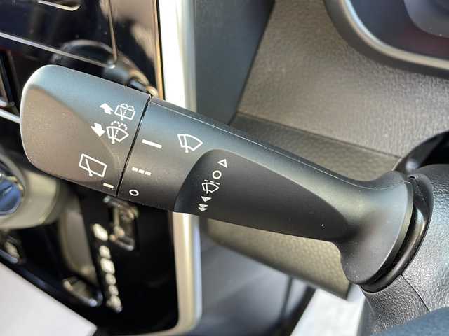 トヨタ ルーミー カスタムG S 岩手県 2017(平29)年 5.1万km ブラックマイカメタリック スマートアシスト/社外SDナビ/フルセグTV/バックカメラ/ETC/両側パワースライドドア/寒冷地仕様/純正エンジンスターター/クルーズコントロール/衝突被害軽減ブレーキ/横滑り防止装置/コーナーセンサー/アイドリングストップ/オートライト/LEDヘッドライト/フォグランプ/スマートキー/プッシュスタート/電動格納ミラー/純正14インチAW/社外AW付きスタッドレスタイヤ積込/純正フロアマット/ドアバイザー/禁煙車