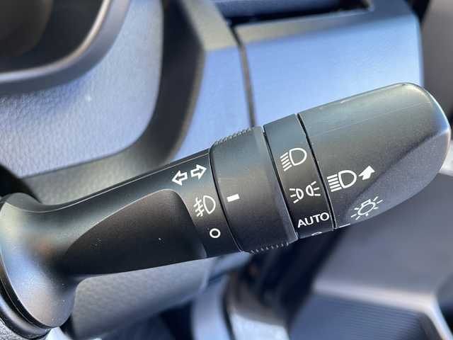 トヨタ ルーミー カスタムG S 岩手県 2017(平29)年 5.1万km ブラックマイカメタリック スマートアシスト/社外SDナビ/フルセグTV/バックカメラ/ETC/両側パワースライドドア/寒冷地仕様/純正エンジンスターター/クルーズコントロール/衝突被害軽減ブレーキ/横滑り防止装置/コーナーセンサー/アイドリングストップ/オートライト/LEDヘッドライト/フォグランプ/スマートキー/プッシュスタート/電動格納ミラー/純正14インチAW/社外AW付きスタッドレスタイヤ積込/純正フロアマット/ドアバイザー/禁煙車