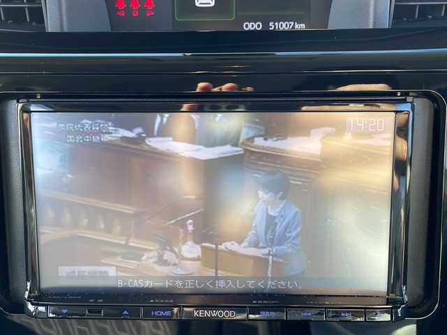 トヨタ ルーミー カスタムG S 岩手県 2017(平29)年 5.1万km ブラックマイカメタリック スマートアシスト/社外SDナビ/フルセグTV/バックカメラ/ETC/両側パワースライドドア/寒冷地仕様/純正エンジンスターター/クルーズコントロール/衝突被害軽減ブレーキ/横滑り防止装置/コーナーセンサー/アイドリングストップ/オートライト/LEDヘッドライト/フォグランプ/スマートキー/プッシュスタート/電動格納ミラー/純正14インチAW/社外AW付きスタッドレスタイヤ積込/純正フロアマット/ドアバイザー/禁煙車