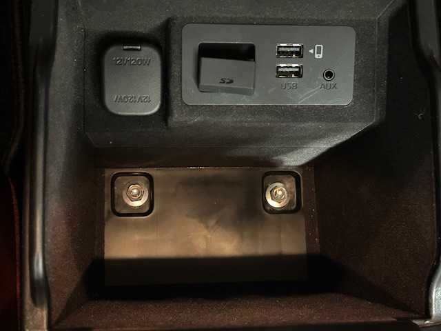 マツダ マツダ６ワゴン XD ブラックトーンエディション 宮城県 2021(令3)年 6.2万km スノーフレイクホワイトパールマイカ ルーフレール/マツダセーフティー/・レーンキープアシスト/・レーダークルーズコントロール/・ブラインドスポットモニター/・スマートブレーキサポート/・スマートシティブレーキサポート/・車間認知システム/・ドライバーアテンションアラート/純正ナビ/・Bluetooth/CD/DVD/フルセグ/社外ETC/360°ビューモニター/バック/サイド/フロント/全方位/USB/AUX/革巻きステアリング/・ステアリングスイッチ/・パドルシフト/・ステアリングヒーター/赤革レザーシート/・シートメモリー/・パワーシート/アイドリングストップ/プッシュスタート/純正19インチアルミホイール/純正フロアマット/オートライト/オートマチックハイビーム/純正LEDヘッドライト/衝突軽減システム/横滑り防止装置/盗難防止装置