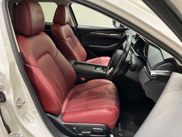 マツダ マツダ６ワゴン XD ブラックトーンエディション 宮城県 2021(令3)年 6.2万km スノーフレイクホワイトパールマイカ ルーフレール/マツダセーフティー/・レーンキープアシスト/・レーダークルーズコントロール/・ブラインドスポットモニター/・スマートブレーキサポート/・スマートシティブレーキサポート/・車間認知システム/・ドライバーアテンションアラート/純正ナビ/・Bluetooth/CD/DVD/フルセグ/社外ETC/360°ビューモニター/バック/サイド/フロント/全方位/USB/AUX/革巻きステアリング/・ステアリングスイッチ/・パドルシフト/・ステアリングヒーター/赤革レザーシート/・シートメモリー/・パワーシート/アイドリングストップ/プッシュスタート/純正19インチアルミホイール/純正フロアマット/オートライト/オートマチックハイビーム/純正LEDヘッドライト/衝突軽減システム/横滑り防止装置/盗難防止装置