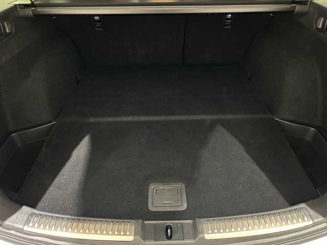 マツダ マツダ６ワゴン XD ブラックトーンエディション 宮城県 2021(令3)年 6.2万km スノーフレイクホワイトパールマイカ ルーフレール/マツダセーフティー/・レーンキープアシスト/・レーダークルーズコントロール/・ブラインドスポットモニター/・スマートブレーキサポート/・スマートシティブレーキサポート/・車間認知システム/・ドライバーアテンションアラート/純正ナビ/・Bluetooth/CD/DVD/フルセグ/社外ETC/360°ビューモニター/バック/サイド/フロント/全方位/USB/AUX/革巻きステアリング/・ステアリングスイッチ/・パドルシフト/・ステアリングヒーター/赤革レザーシート/・シートメモリー/・パワーシート/アイドリングストップ/プッシュスタート/純正19インチアルミホイール/純正フロアマット/オートライト/オートマチックハイビーム/純正LEDヘッドライト/衝突軽減システム/横滑り防止装置/盗難防止装置