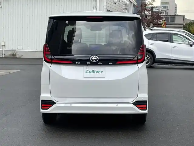 トヨタ ノア S－G 山形県 2022(令4)年 0.8万km ホワイトパールクリスタルシャイン トヨタセーフティセンス/純正メモリナビ/　【フルセグ　Bluetooth　CD　USB　AM・FM】/全周囲カメラ/両側パワースライドドア/レーダークルーズコントロール/LEDオートライト/オートマチックハイビーム/16インチアルミホイール/コーナーセンサー/ステアリングスイッチ/電動格納ウィンカーミラー/ETC2.0/スマートキー/フロアマット