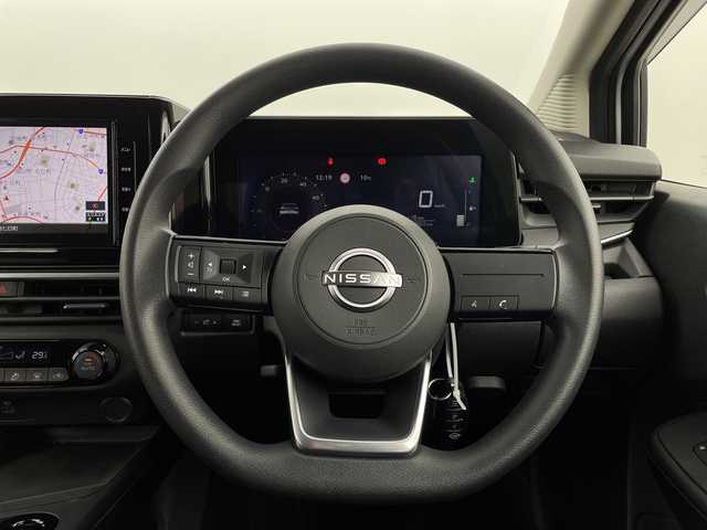 日産 ノート X 新潟県 2021(令3)年 3.8万km ピュアホワイトパール 純正ナビ/　　フルセグ/CD/DVD/BT/バックカメラ/LEDオートライト/オートハイビーム/ステアリングスイッチ/レーンキープ/スマートキー/ETC