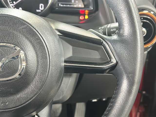 マツダ デミオ 13Sテーラードブラウン 広島県 2017(平29)年 3.7万km ソウルレッドプレミアムメタリック 禁煙車/スマートシティブレーキサポート/ヘッドアップディスプレイ/マツダコネクト/・フルセグ/CD/DVD/Bluetooth/ステアリングスイッチ/革巻きステアリング/オートライト/シートヒーター/トノカバー/社外15インチアルミホイール車載（スタッドレス）