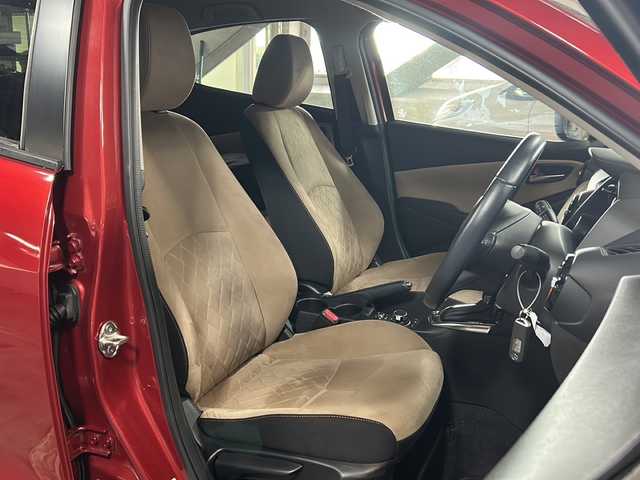 マツダ デミオ 13Sテーラードブラウン 広島県 2017(平29)年 3.7万km ソウルレッドプレミアムメタリック 禁煙車/スマートシティブレーキサポート/ヘッドアップディスプレイ/マツダコネクト/・フルセグ/CD/DVD/Bluetooth/ステアリングスイッチ/革巻きステアリング/オートライト/シートヒーター/トノカバー/社外15インチアルミホイール車載（スタッドレス）