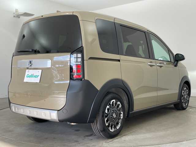 ホンダ フリード ハイブリット e:HEV クロスター 兵庫県 2025(令7)年 0.1千km ベージュ ・登録済未使用車/・衝突軽減ブレーキ/・路外逸脱抑制機能/・踏み間違い衝突軽減システム/・オートハイビーム/・アダプティブクルーズコントロール/・コーナーセンサー/・先行車発進告知/・BSM/・純正9インチナビ＆フルセグ＆BT＆USB/・バックカメラ/・両側パワースライドドア/・ハーフレザーシート/・前席シートヒーター/・LEDヘッドライト/・フォグ/・オートライト/・スマートキー/・スペアキー/・プッシュスタート/・2列目サーキュレーター/・2列目サンシェード