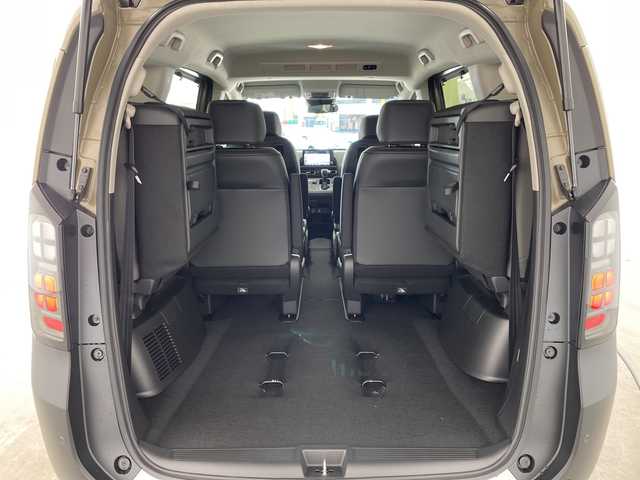 ホンダ フリード ハイブリット e:HEV クロスター 兵庫県 2025(令7)年 0.1千km ベージュ ・登録済未使用車/・衝突軽減ブレーキ/・路外逸脱抑制機能/・踏み間違い衝突軽減システム/・オートハイビーム/・アダプティブクルーズコントロール/・コーナーセンサー/・先行車発進告知/・BSM/・純正9インチナビ＆フルセグ＆BT＆USB/・バックカメラ/・両側パワースライドドア/・ハーフレザーシート/・前席シートヒーター/・LEDヘッドライト/・フォグ/・オートライト/・スマートキー/・スペアキー/・プッシュスタート/・2列目サーキュレーター/・2列目サンシェード