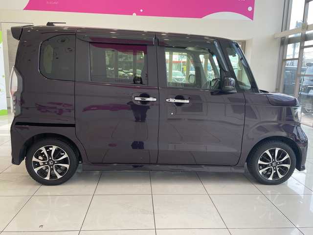 ホンダ Ｎ ＢＯＸ カスタム G L ホンダセンシング 埼玉県 2018(平30)年 3.9万km プレミアムベルベットパープル・パール ホンダセンシング/パナソニックナビ/　　CD/BT/ワンセグ/バックカメラ/USBポート/左パワースライドドア/レーダークルーズコントロール/レーンキープアシスト/LEDヘッドライト/純正14インチアルミホイール/ETC/スマートキー/禁煙車