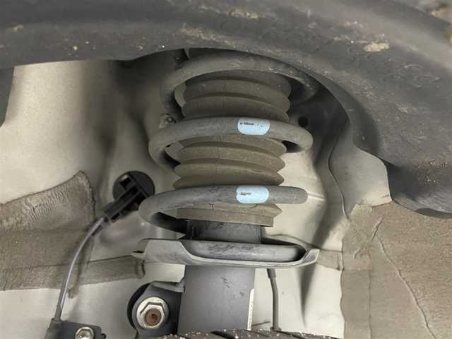 ダイハツ ムーヴ キャンバス X ブラックアクセント リミテッド SAⅢ 岡山県 2021(令3)年 3.5万km パールホワイトⅢ ケンウッド７インチナビ　/【Bluetooth/フルセグTV/CD/DVD】/型番:MDV-D505BTW/全方位カメラ　/両側パワースライドドア　/衝突軽減ブレーキ/ＬＥＤヘッドライト　/ＥＴＣ　/オートハイビーム　/プッシュスタート　/アイドリングストップ　/社外ドライブレコーダー(前後)　/純正フロアマット/オートライト/フォグランプ