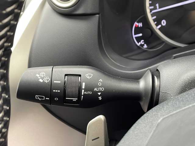 レクサス ＮＸ 200t Iパッケージ 千葉県 2016(平28)年 2.3万km ソニッククォーツ 禁煙車/純正ナビ(ＢＴ/ＣＤ/ＤＶＤ/ＳＤ/フルセグＴＶ)/クルーズコントロール　/サンルーフ　/３眼ＬＥＤヘッドライト　/アダプティブハイビームシステム/パワーイージーアクセスシステム/ステアリングヒーター/パーキングアシスト/メモリーシート(D席)/パワーシート(DN席)/パドルシフト　/シートヒーター(DN席)/レザーシート/前後ドライブレコーダー/バックカメラ　/サイドカメラ/コーナーセンサー(前後)/プッシュスタート/スマートキー/ドアバイザー/純正フロアマット/純正18インチAW/ETC