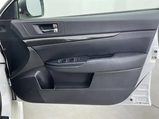 スバル レガシィ ツーリングワゴン 2．0GT DIT 富山県 2012(平24)年 6.2万km サテンホワイトパール 4WD/社外ナビ（CD DVD bluetooth）/フルセグTV/バックカメラ/ETC/ハーフレザー調シート/前席パワーシート/クルーズコントロール/スマートキー＋プッシュスタート/HIDヘッドライト/フォグ/パドルシフト/スペアキー