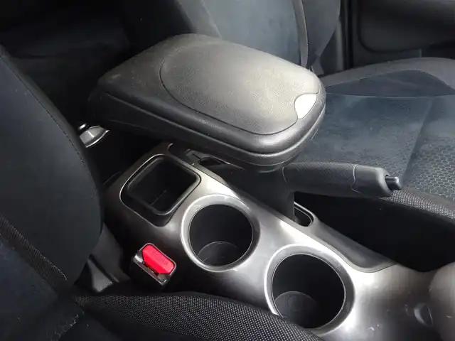 日産 ジューク 15RX Vアーバンセレクション 静岡県 2017(平29)年 10万km スーパーブラック ワンオーナー/禁煙車/アラウンドビューモニター&ディスプレイ付自動防眩付ルームミラー/オリジナルナビ付きパッケージ/純正SDナビ/（CD/DVD/BT/SD/Music STOCKER/フルセグTV)/スマートキー・プッシュスタート/HIDヘッドライト/ステアリングスイッチ/オートライト/電動格納ミラー/ETC/社外前後ドライブレコーダー/アイドリングストップ/純正フロアマット・バイザー/保証書・取扱説明書
