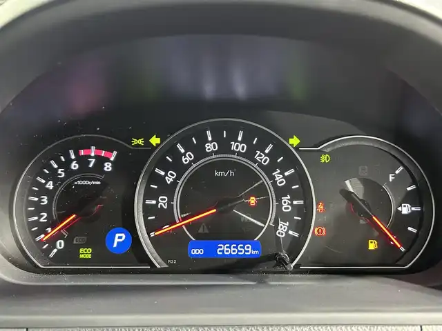 トヨタ ヴォクシー ZS 煌 大阪府 2018(平30)年 2.7万km ホワイトパールクリスタルシャイン ALPINEナビ(フルセグ/DVD再生/Bluetooth) バックカメラ ETC 両側パワースライドドア 衝突軽減 クルコン コーナーセンサー トヨタセーフティセンス ドラレコ リアオートエアコン