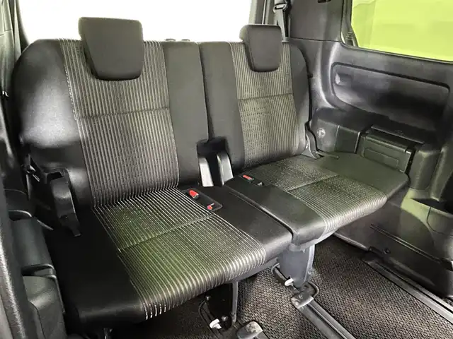 トヨタ ヴォクシー ZS 煌 大阪府 2018(平30)年 2.7万km ホワイトパールクリスタルシャイン ALPINEナビ(フルセグ/DVD再生/Bluetooth) バックカメラ ETC 両側パワースライドドア 衝突軽減 クルコン コーナーセンサー トヨタセーフティセンス ドラレコ リアオートエアコン