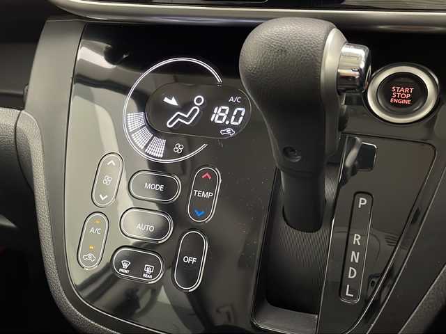 日産 デイズ ルークス ハイウェイスターターボ 宮崎県 2014(平26)年 7.4万km ホワイトパール 純正7インチSDナビ/フルセグTV/CD/DVD/Bluetooth/アラウンドビューモニター/両側パワースライドドア/HIDヘッドライト/純正15インチAW/アイドリングストップ/ETC/前後ドライブレコーダー/取扱説明書/ナビ取扱説明書
